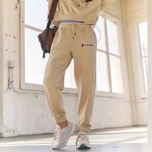 FP Movement Undefeated Joggers Size Large